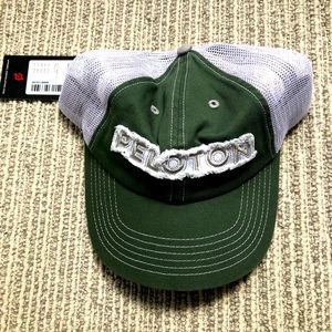NWT Peloton FA121 distressed trucker hat OS